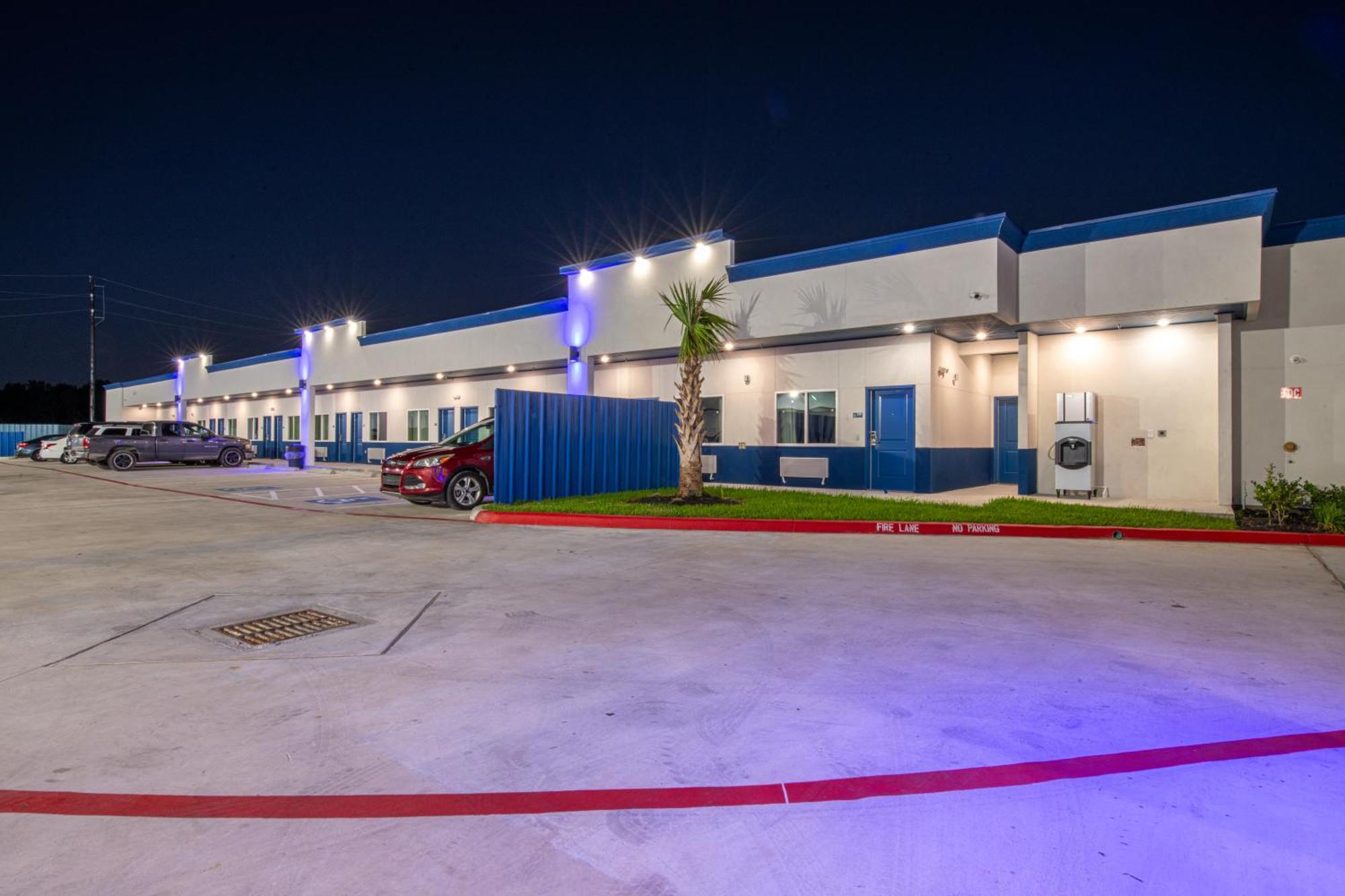 Azul Inn Aldine Exterior photo